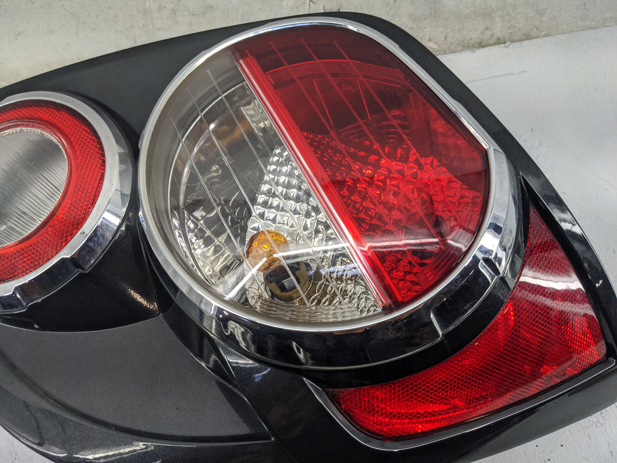 2012-2016 Chevrolet Sonic Tail Light Assembly Passenger Right OEM P/N:95470357 Fits Fits 2012 2013 2014 2015 2016 OEM Used A