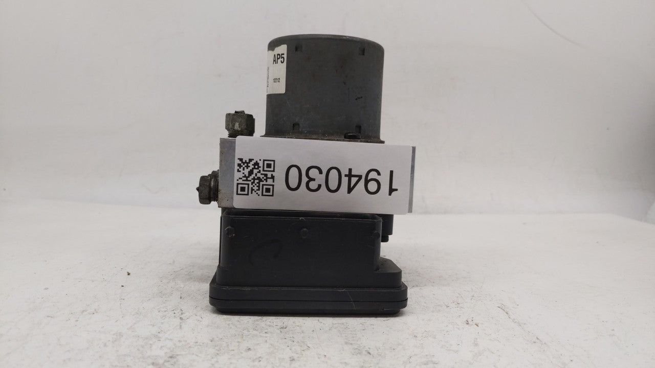 2012-2013 Chevrolet Sonic ABS Pump Control Module Replacement P/N:95173880 95104537 Fits Fits 2012 2013 OEM Used Auto Parts 