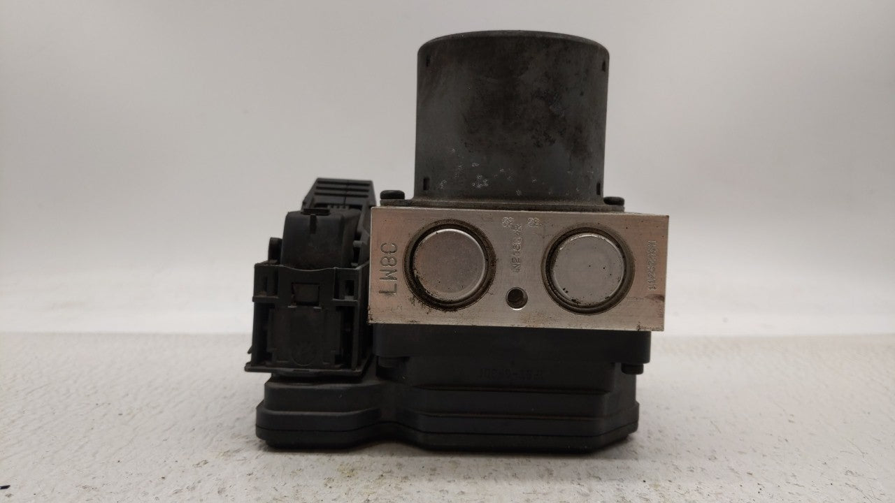 2012-2013 Chevrolet Sonic ABS Pump Control Module Replacement P/N:95173880 95104537 Fits Fits 2012 2013 OEM Used Auto Parts 