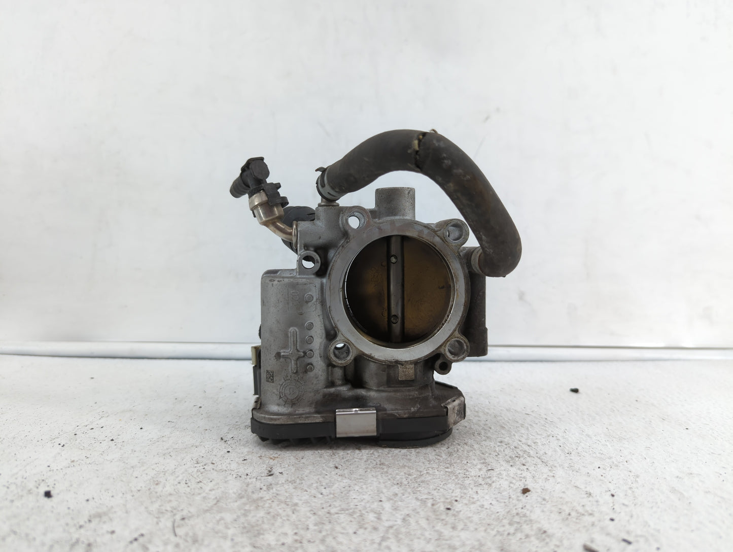 2012-2018 Chevrolet Sonic Throttle Body P/N:55577375 55561495 Fits Fits 2009 2010 2011 2012 2013 2014 2015 2016 2017 2018 OE