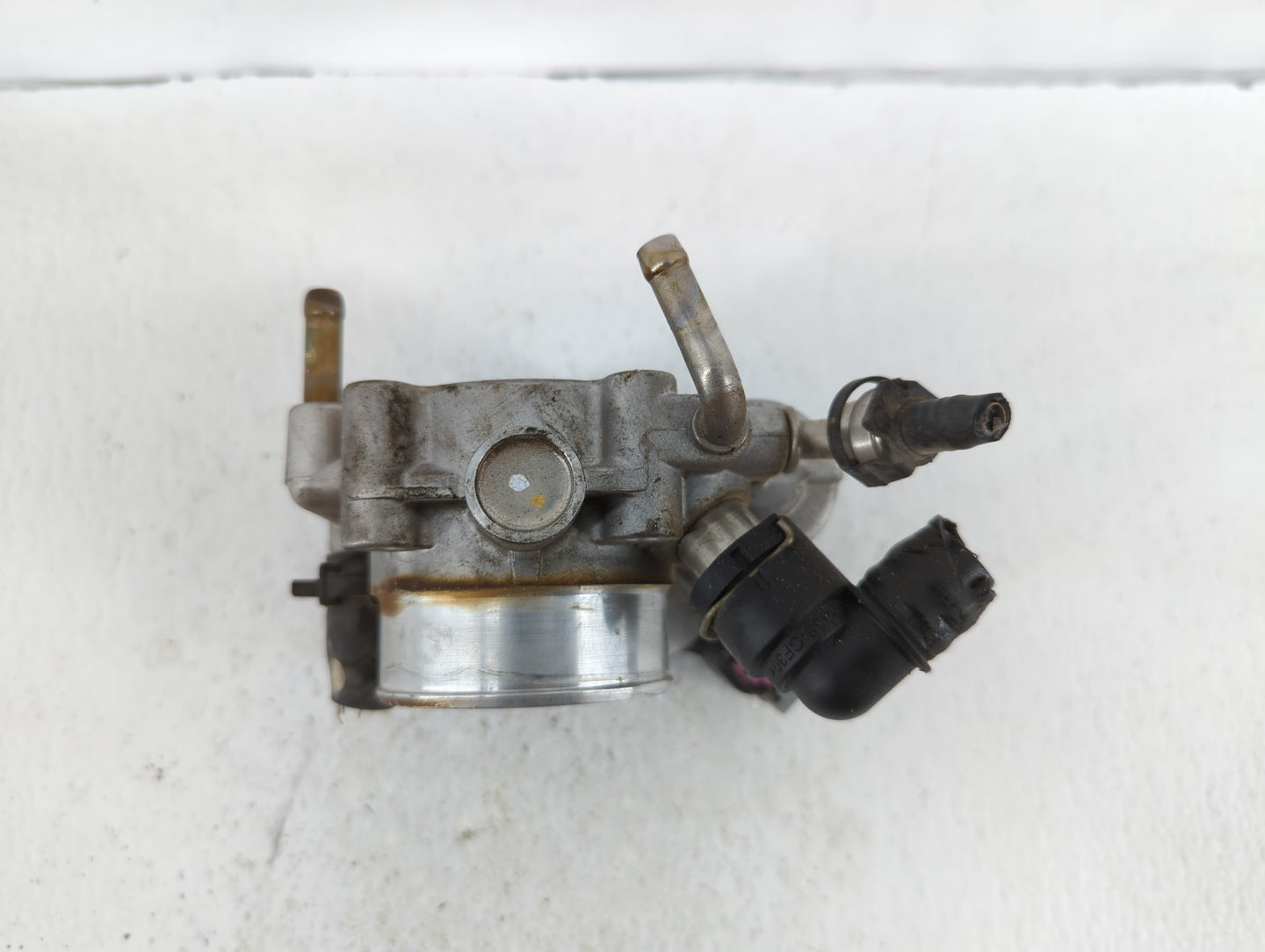 2012-2018 Chevrolet Sonic Throttle Body P/N:55577375 55561495 Fits Fits 2009 2010 2011 2012 2013 2014 2015 2016 2017 2018 OE