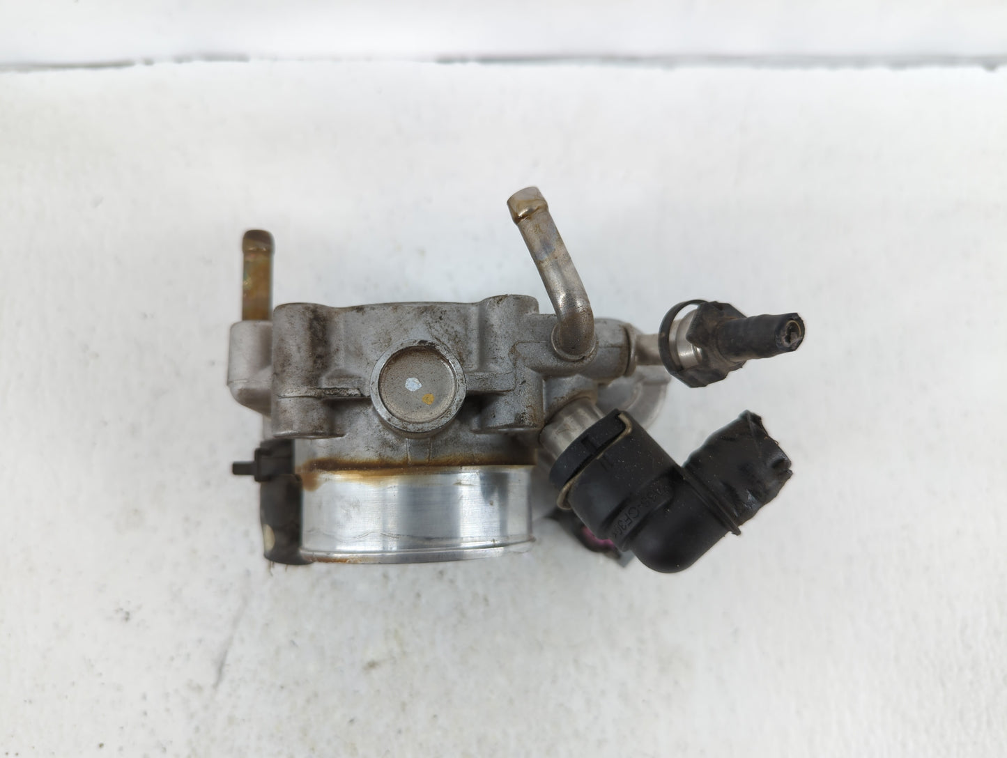 2012-2018 Chevrolet Sonic Throttle Body P/N:55577375 55561495 Fits Fits 2009 2010 2011 2012 2013 2014 2015 2016 2017 2018 OE