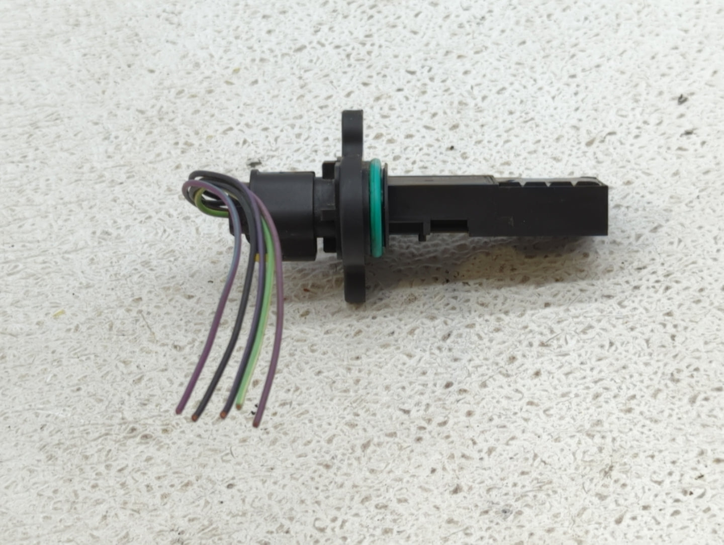 2012-2012 Chevrolet Sonic Mass Air Flow Meter Maf - Oemusedautoparts1.com