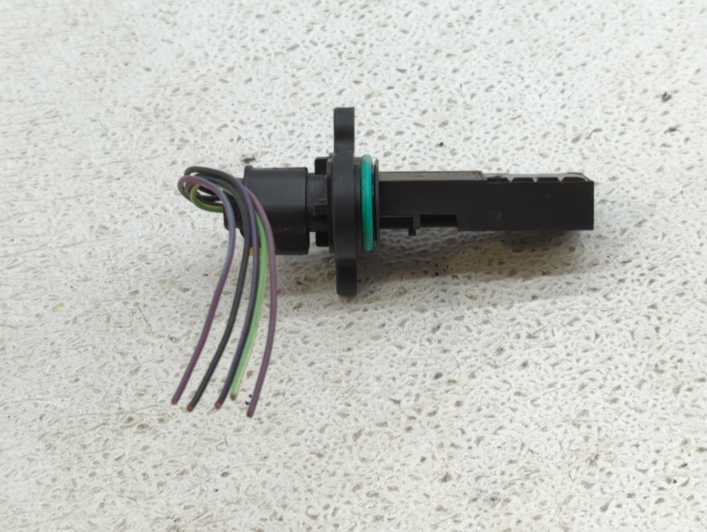 2012-2012 Chevrolet Sonic Mass Air Flow Meter Maf - Oemusedautoparts1.com