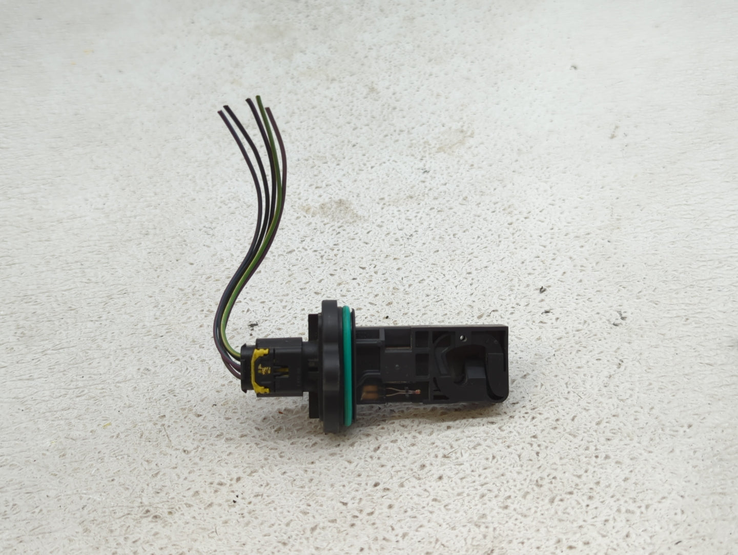 2012-2012 Chevrolet Sonic Mass Air Flow Meter Maf - Oemusedautoparts1.com