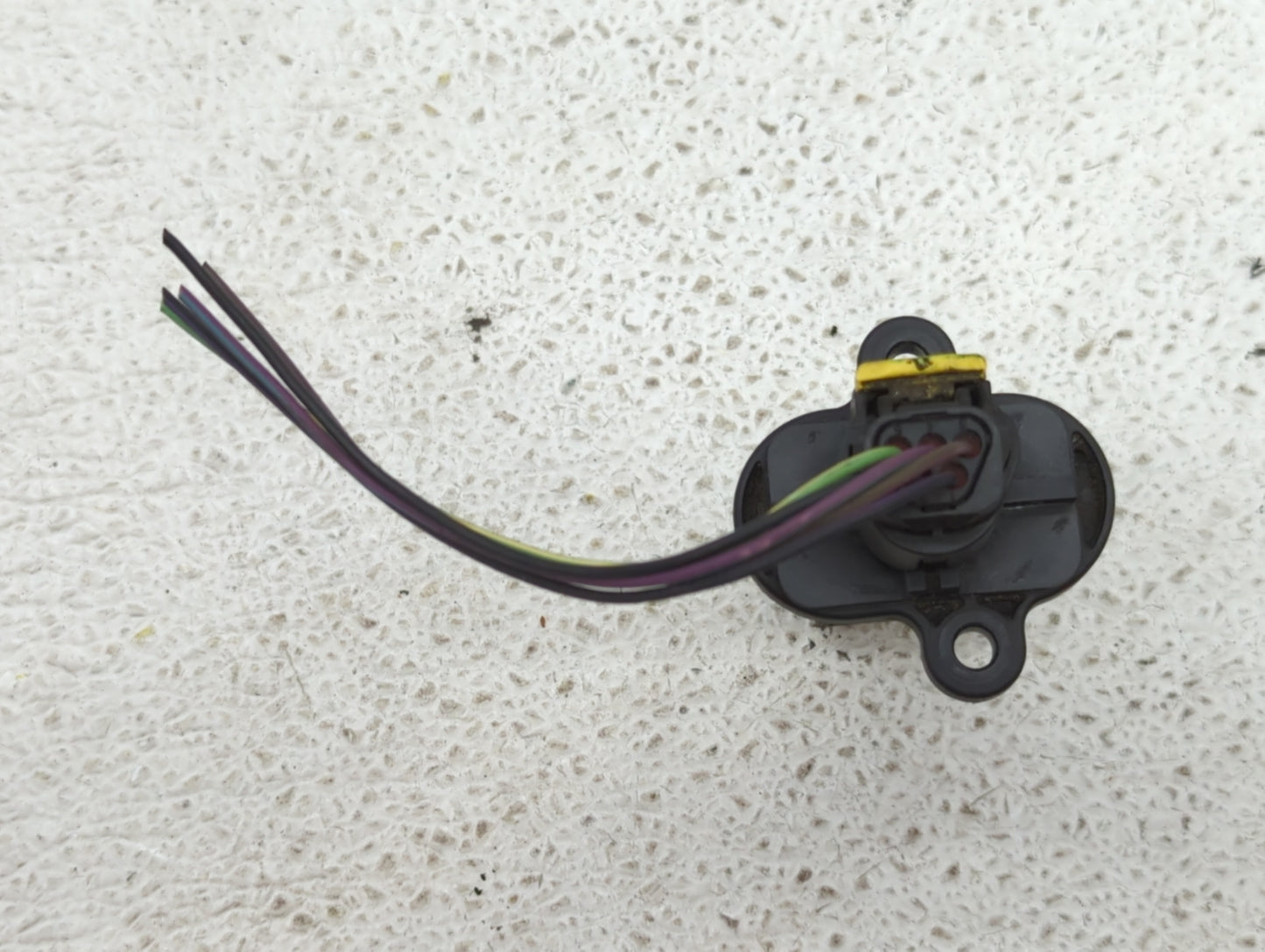 2012-2012 Chevrolet Sonic Mass Air Flow Meter Maf - Oemusedautoparts1.com