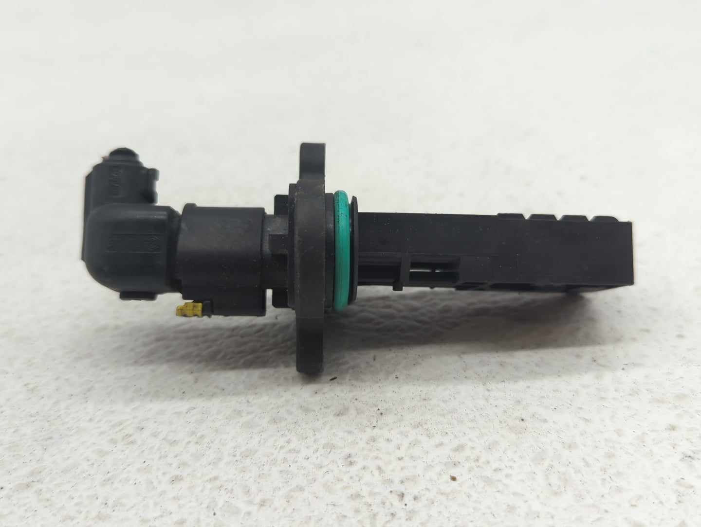 2012-2012 Chevrolet Sonic Mass Air Flow Meter Maf - Oemusedautoparts1.com