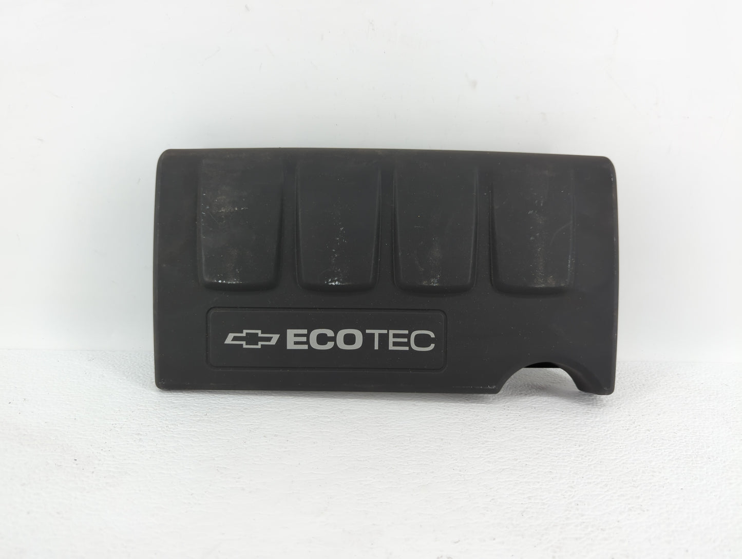2012 Chevrolet Sonic Engine Cover - Oemusedautoparts1.com