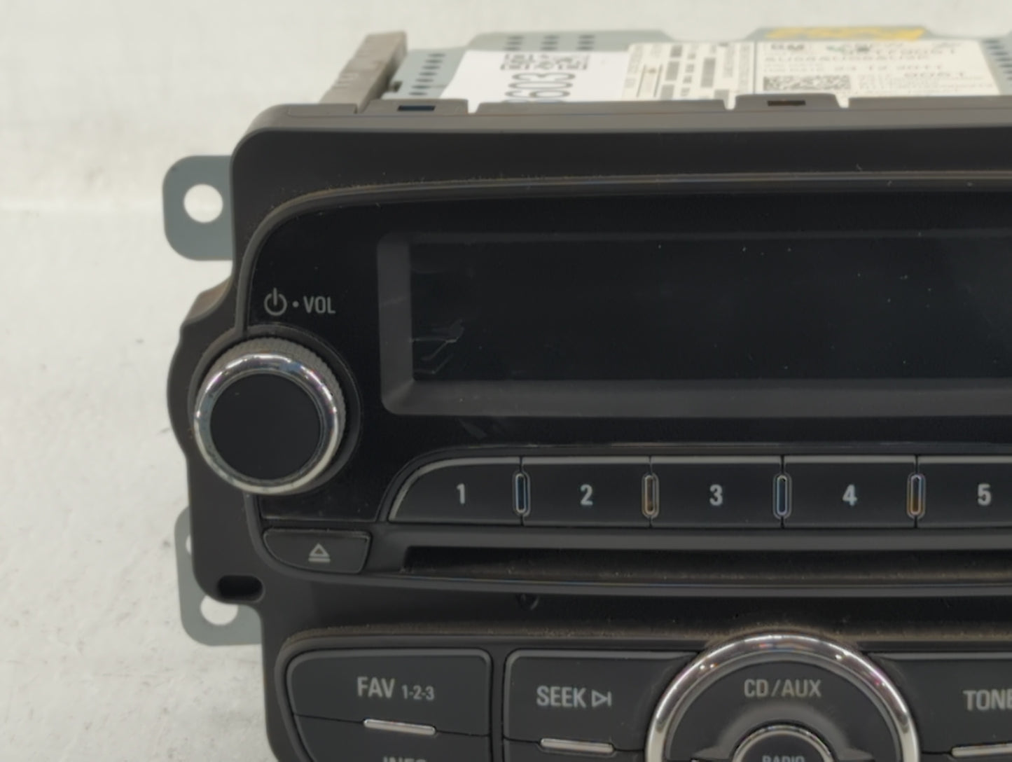 2012-2012 Chevrolet Sonic Am Fm Cd Player Radio Receiver - Oemusedautoparts1.com