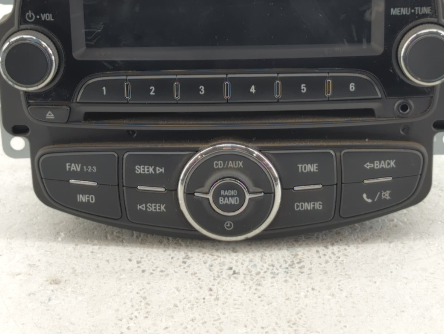 2012-2012 Chevrolet Sonic Am Fm Cd Player Radio Receiver - Oemusedautoparts1.com