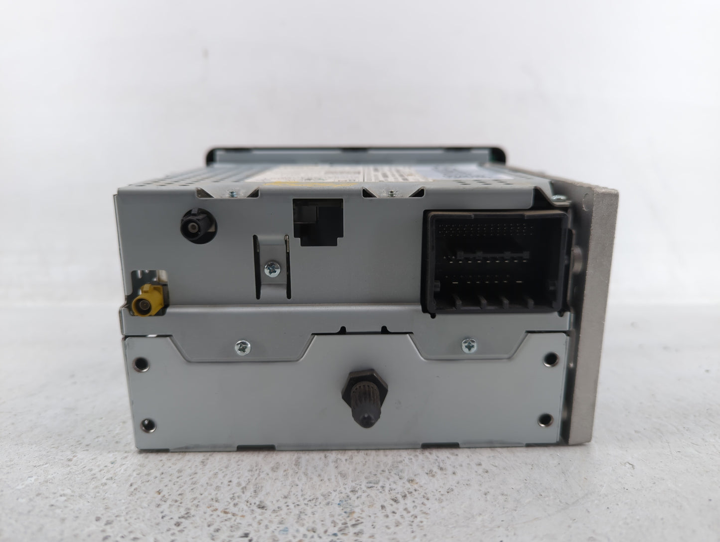 2012-2012 Chevrolet Sonic Am Fm Cd Player Radio Receiver - Oemusedautoparts1.com