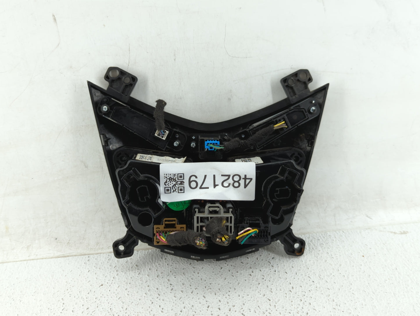 2012 Chevrolet Sonic Climate Control Module Temperature AC/Heater Replacement P/N:95076687 95189629, 95466006 Fits OEM Used 