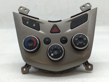 2012 Chevrolet Sonic Climate Control Module Temperature AC/Heater Replacement P/N:95076687 95189629, 95466006 Fits OEM Used 