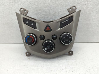 compare product 2012 Chevrolet Sonic Climate Control Module Temperature AC/Heater Replacement P/N:95076687 95189629, 95466006 Fits OEM Used Auto Parts