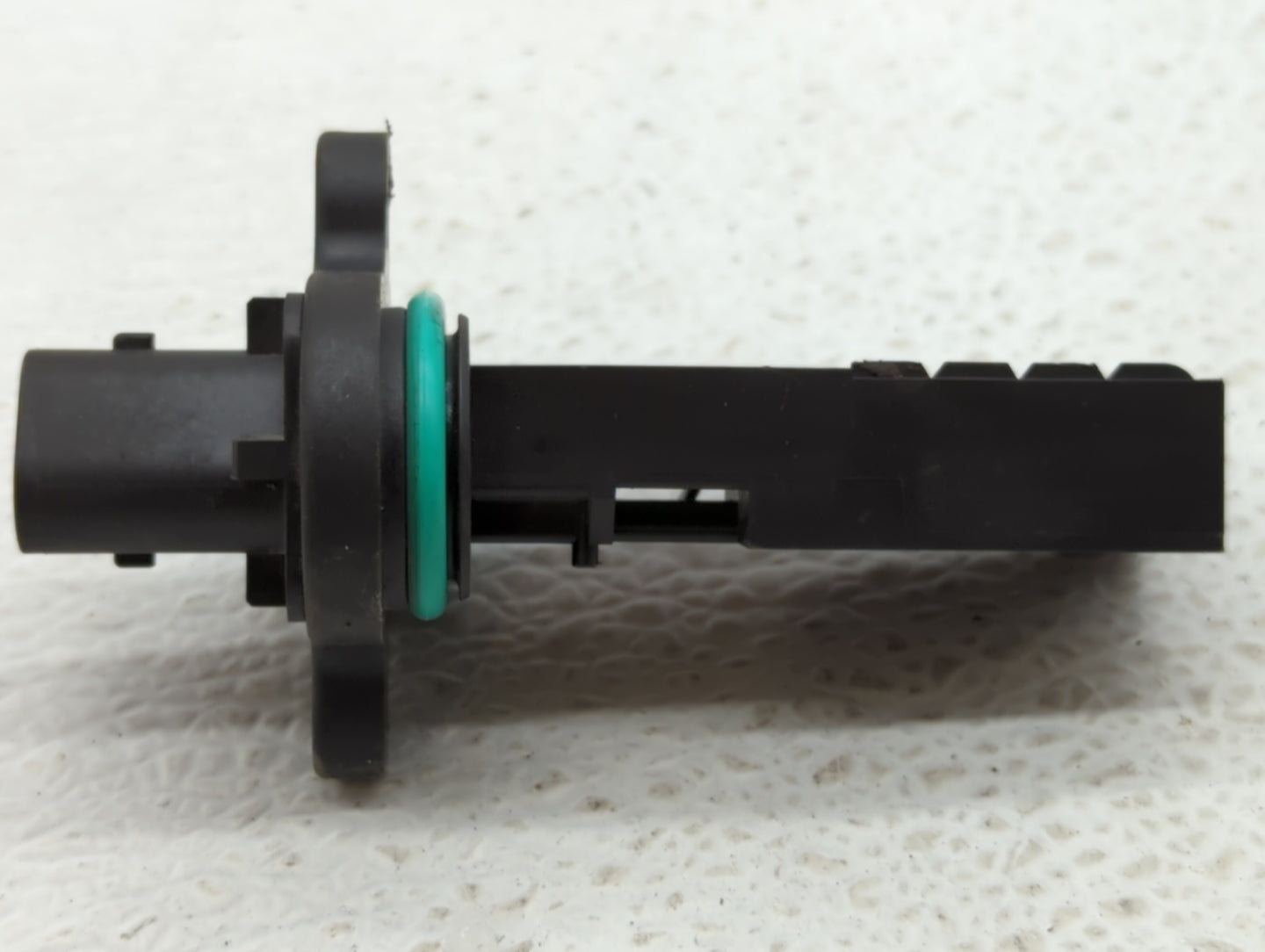 2012-2012 Chevrolet Sonic Mass Air Flow Meter Maf - Oemusedautoparts1.com