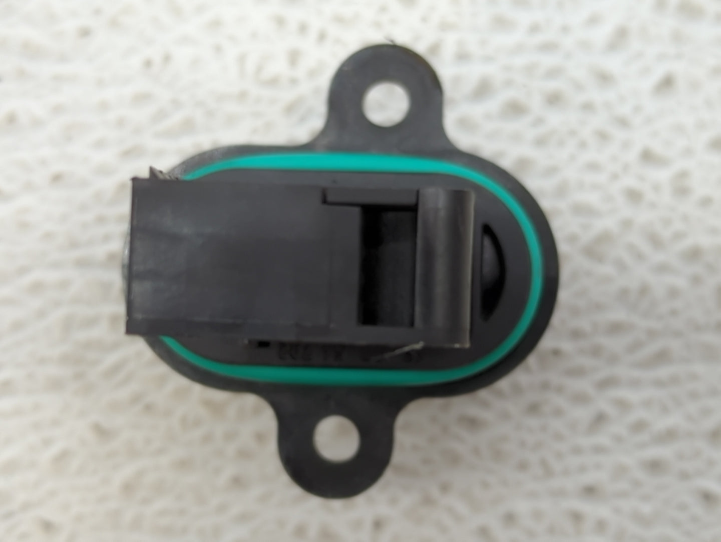 2012-2012 Chevrolet Sonic Mass Air Flow Meter Maf - Oemusedautoparts1.com