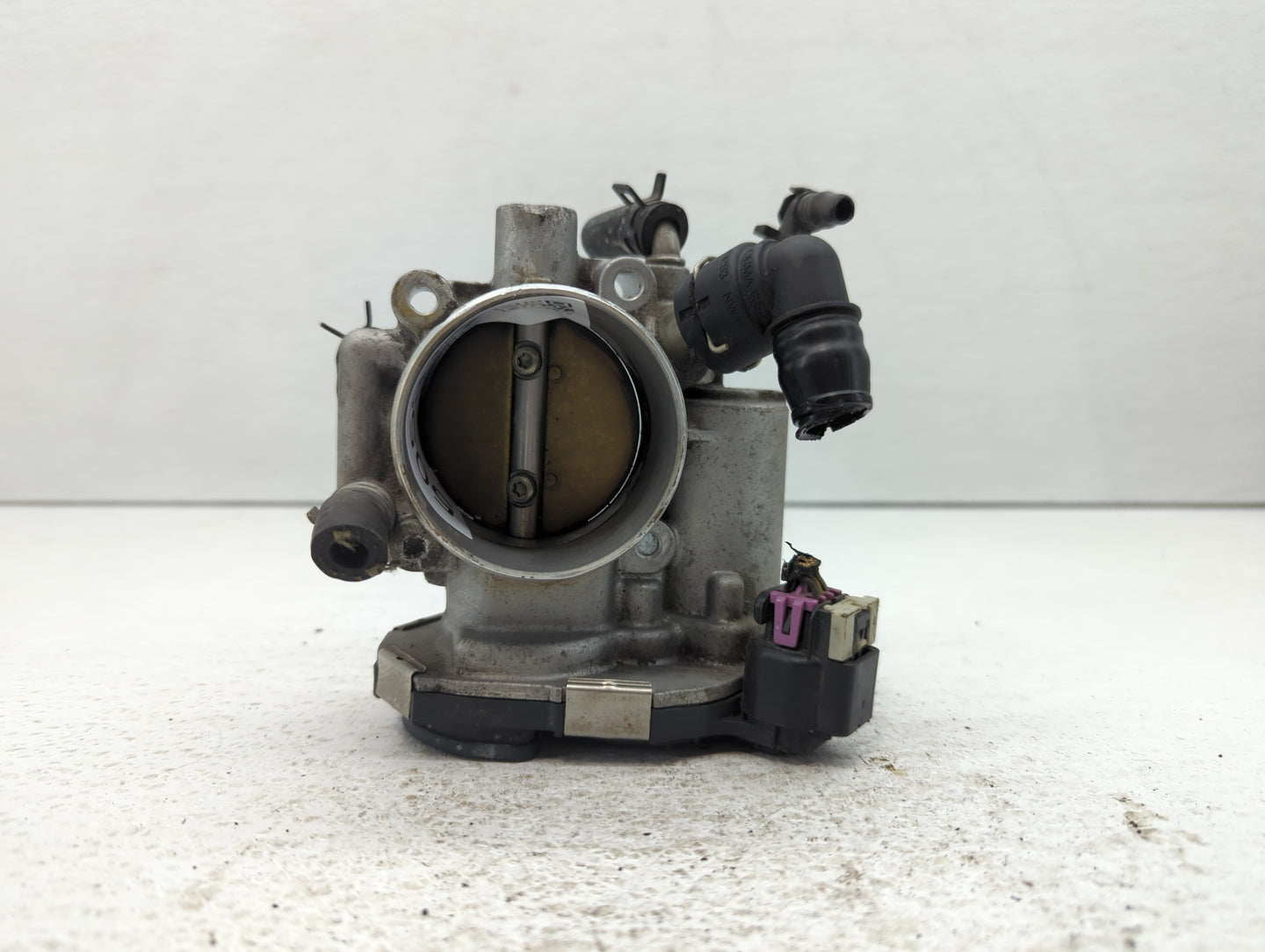 2012-2018 Chevrolet Sonic Throttle Body P/N:55 577 375 55561495 Fits Fits 2009 2010 2011 2012 2013 2014 2015 2016 2017 2018 