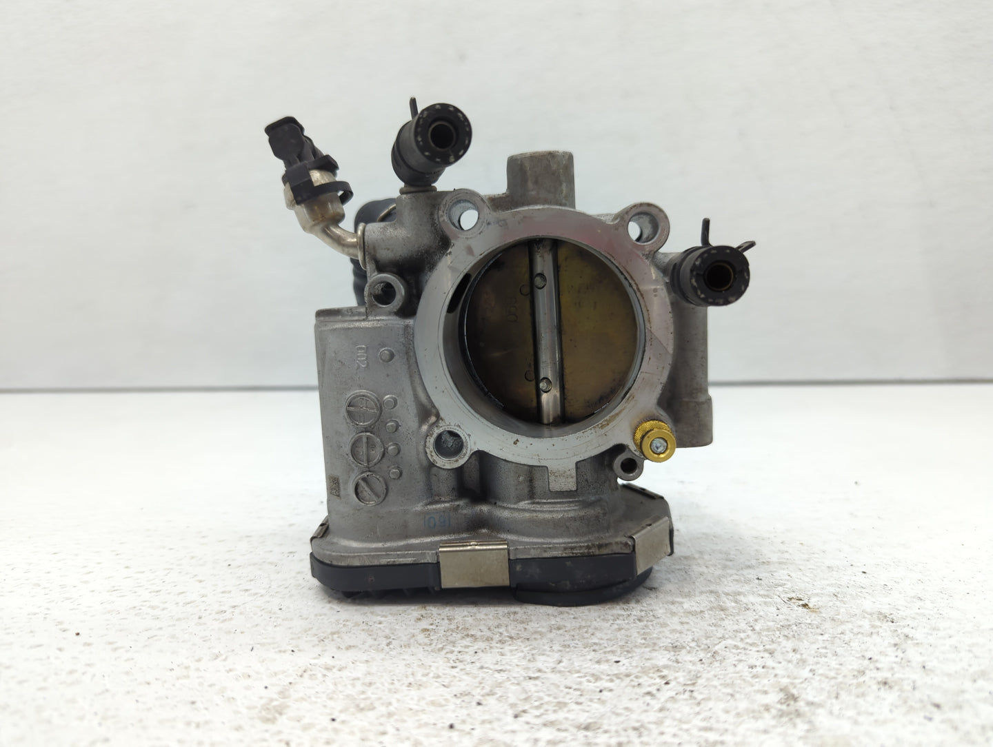 2012-2018 Chevrolet Sonic Throttle Body P/N:55 577 375 55561495 Fits Fits 2009 2010 2011 2012 2013 2014 2015 2016 2017 2018 