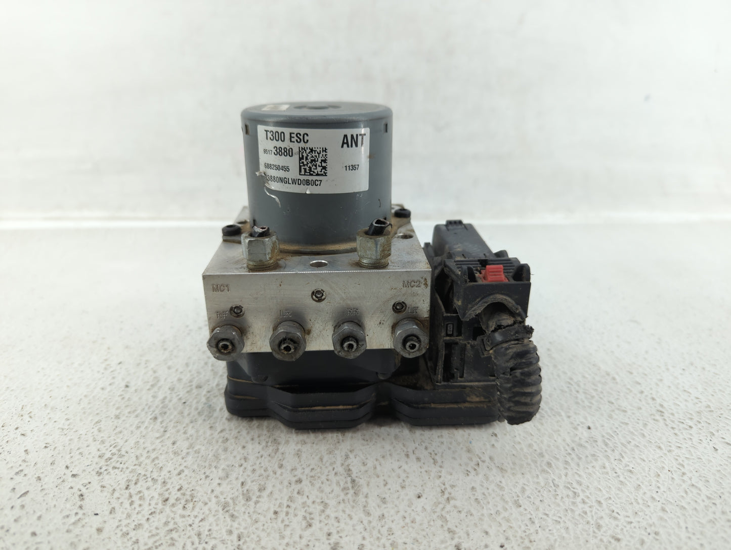2012-2013 Chevrolet Sonic ABS Pump Control Module Replacement P/N:95173880 Fits Fits 2012 2013 OEM Used Auto Parts - Oemused