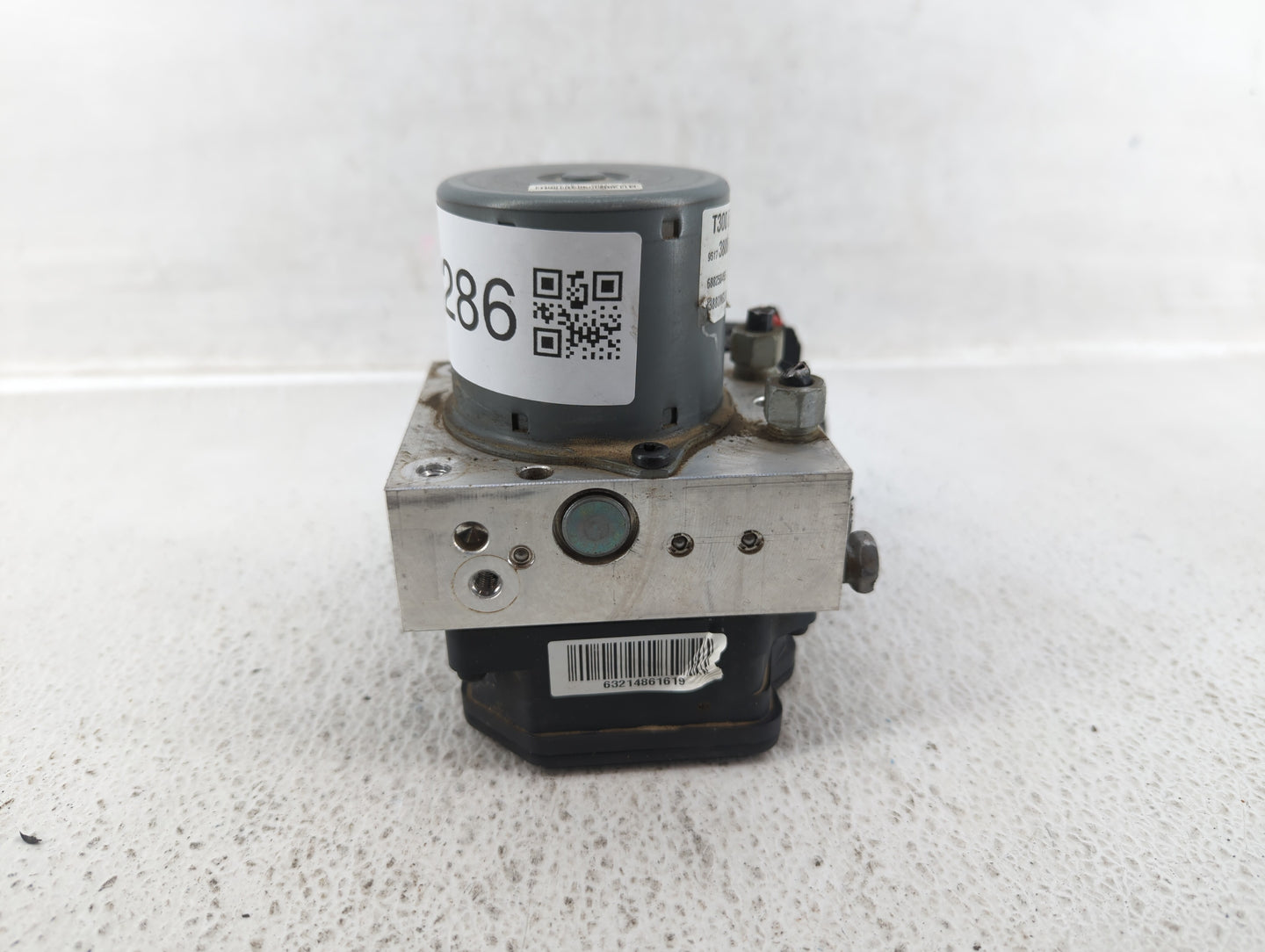 2012-2013 Chevrolet Sonic ABS Pump Control Module Replacement P/N:95173880 Fits Fits 2012 2013 OEM Used Auto Parts - Oemused