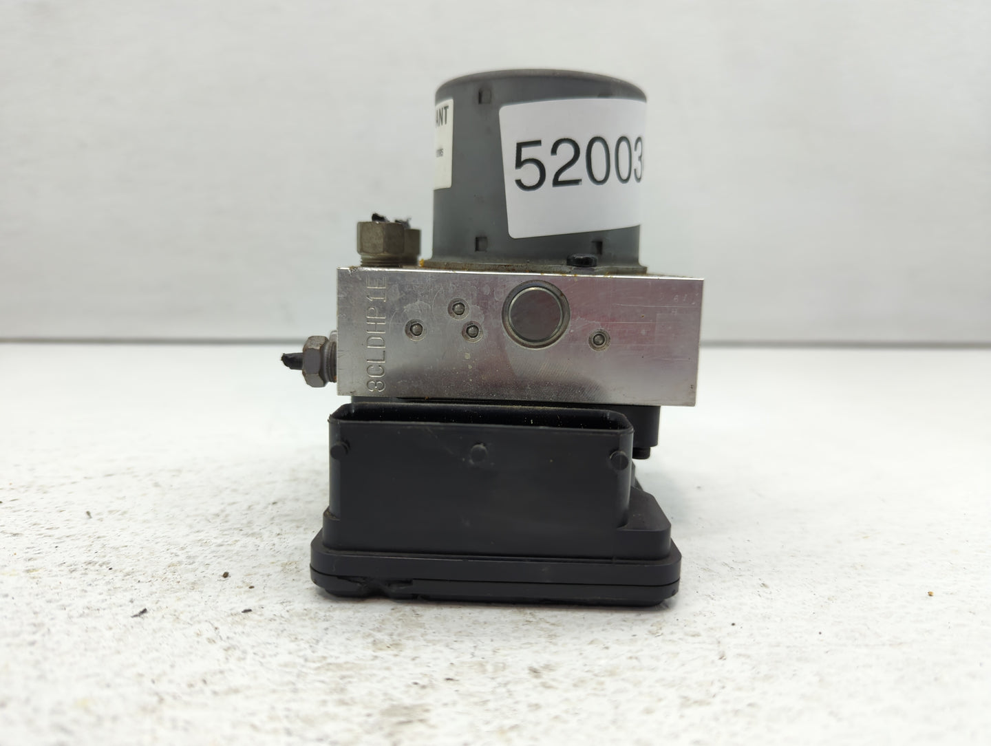 2012-2013 Chevrolet Sonic ABS Pump Control Module Replacement P/N:95173880 Fits Fits 2012 2013 OEM Used Auto Parts - Oemused