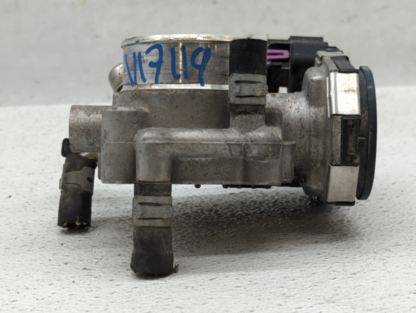 2012-2018 Chevrolet Sonic Throttle Body P/N:55561495 Fits Fits 2009 2010 2011 2012 2013 2014 2015 2016 2017 2018 OEM Used Au