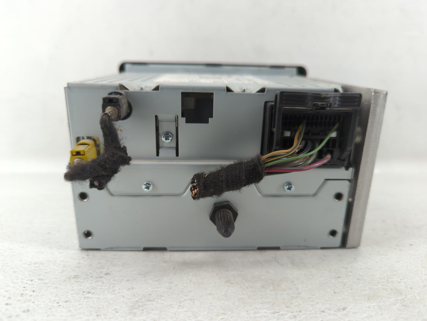 2012 Chevrolet Sonic Radio AM FM Cd Player Receiver Replacement P/N:95179051 Fits OEM Used Auto Parts - Oemusedautoparts1.co