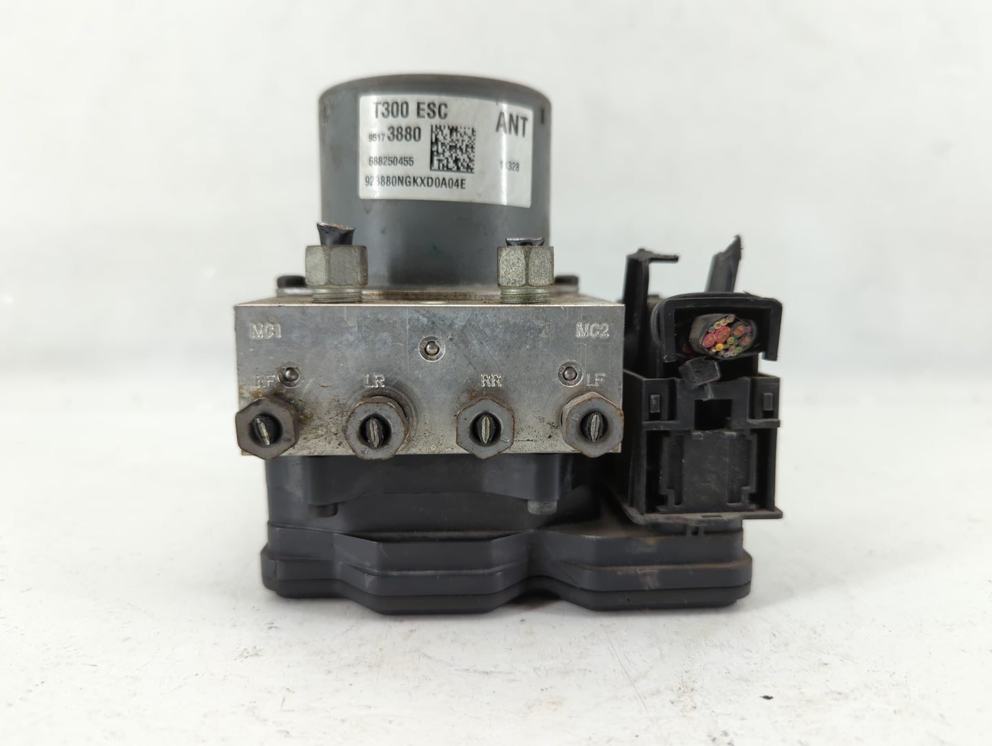 2012-2013 Chevrolet Sonic ABS Pump Control Module Replacement P/N:95173880 Fits Fits 2012 2013 OEM Used Auto Parts - Oemused