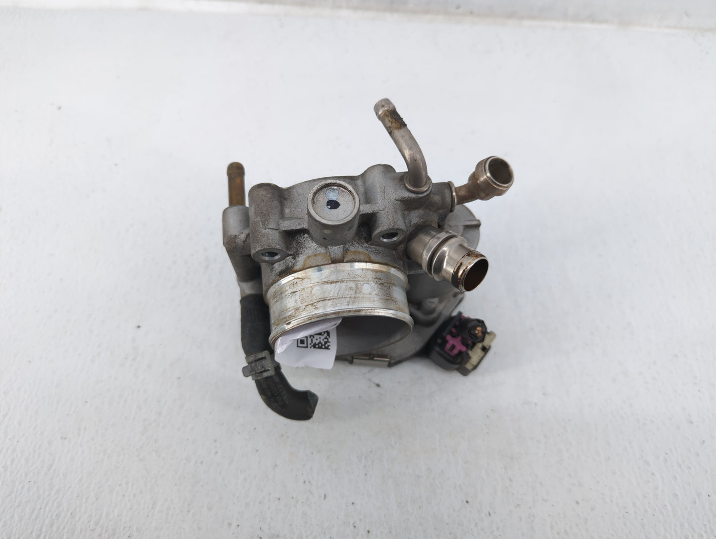 2012-2018 Chevrolet Sonic Throttle Body P/N:55 577 375 55561495 Fits Fits 2009 2010 2011 2012 2013 2014 2015 2016 2017 2018 