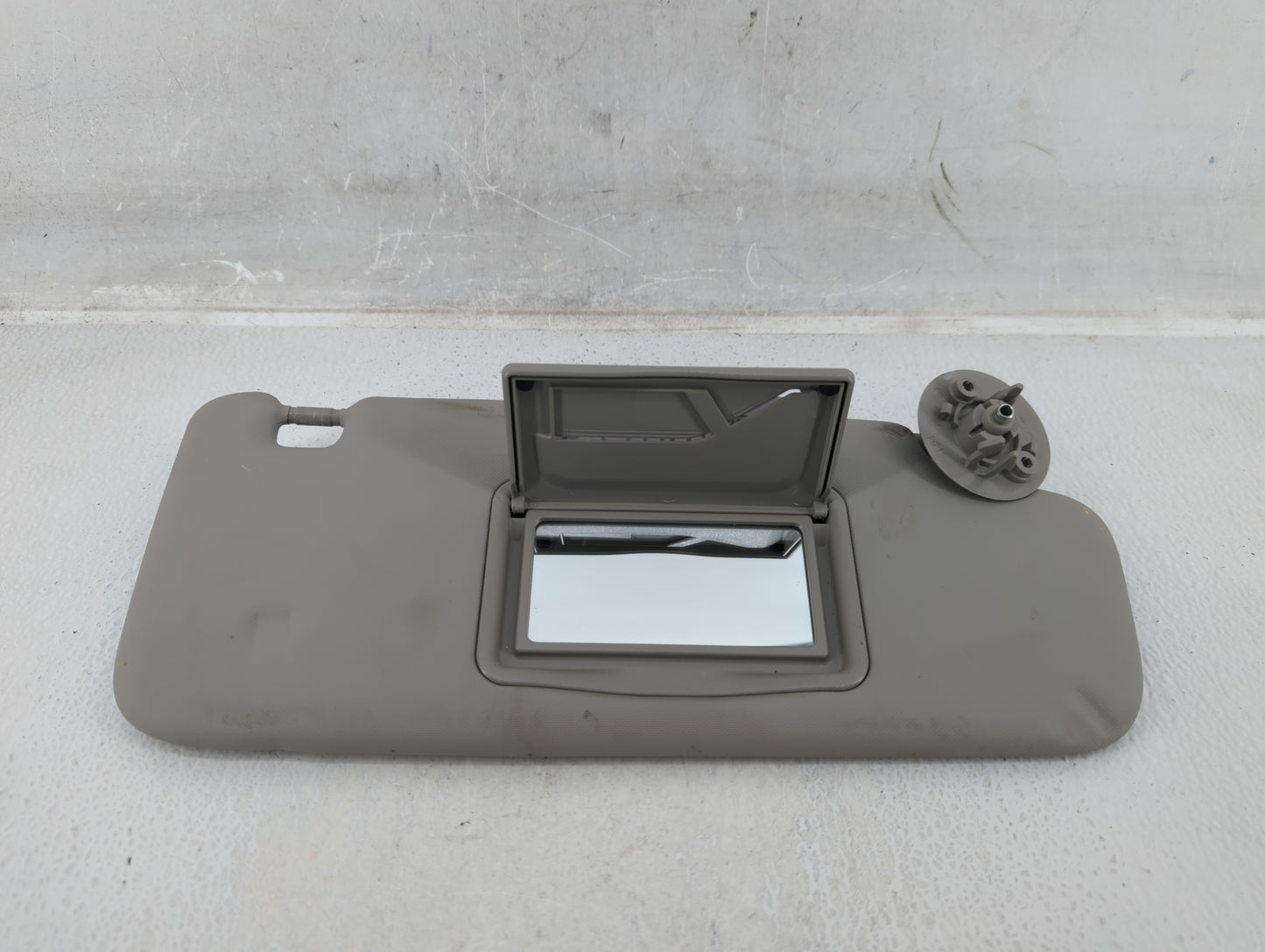 2012-2019 Chevrolet Sonic Sun Visor Shade Replacement Passenger Right Mirror Fits Fits 2012 2013 2014 2015 2016 2017 2018 20
