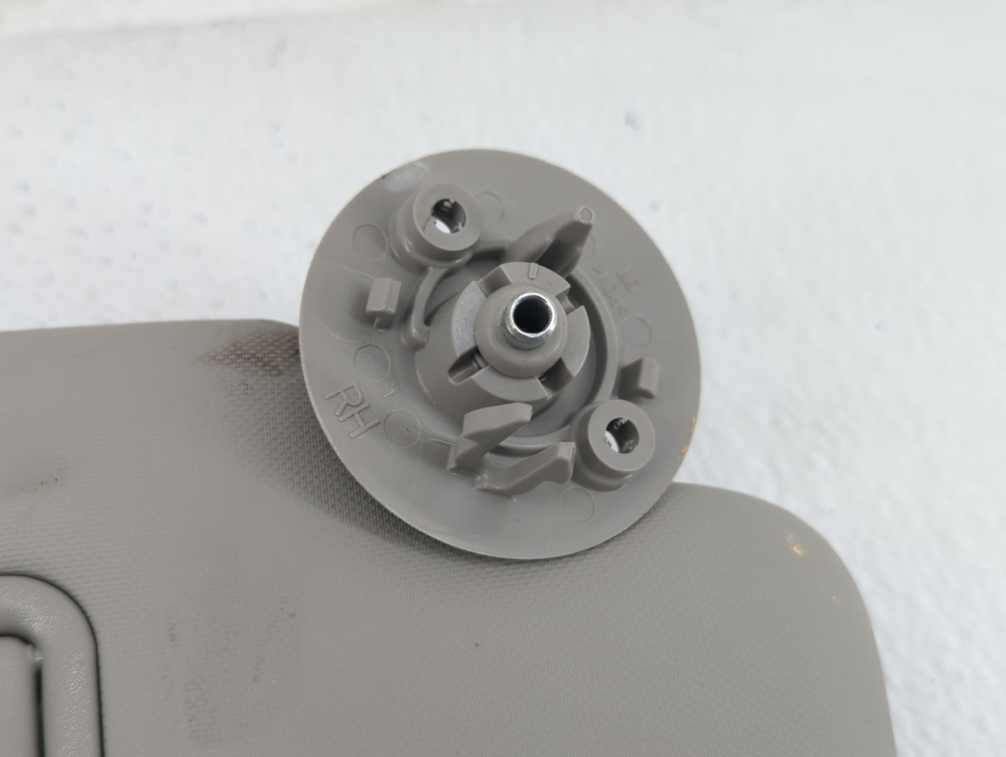 2012-2019 Chevrolet Sonic Sun Visor Shade Replacement Passenger Right Mirror Fits Fits 2012 2013 2014 2015 2016 2017 2018 20