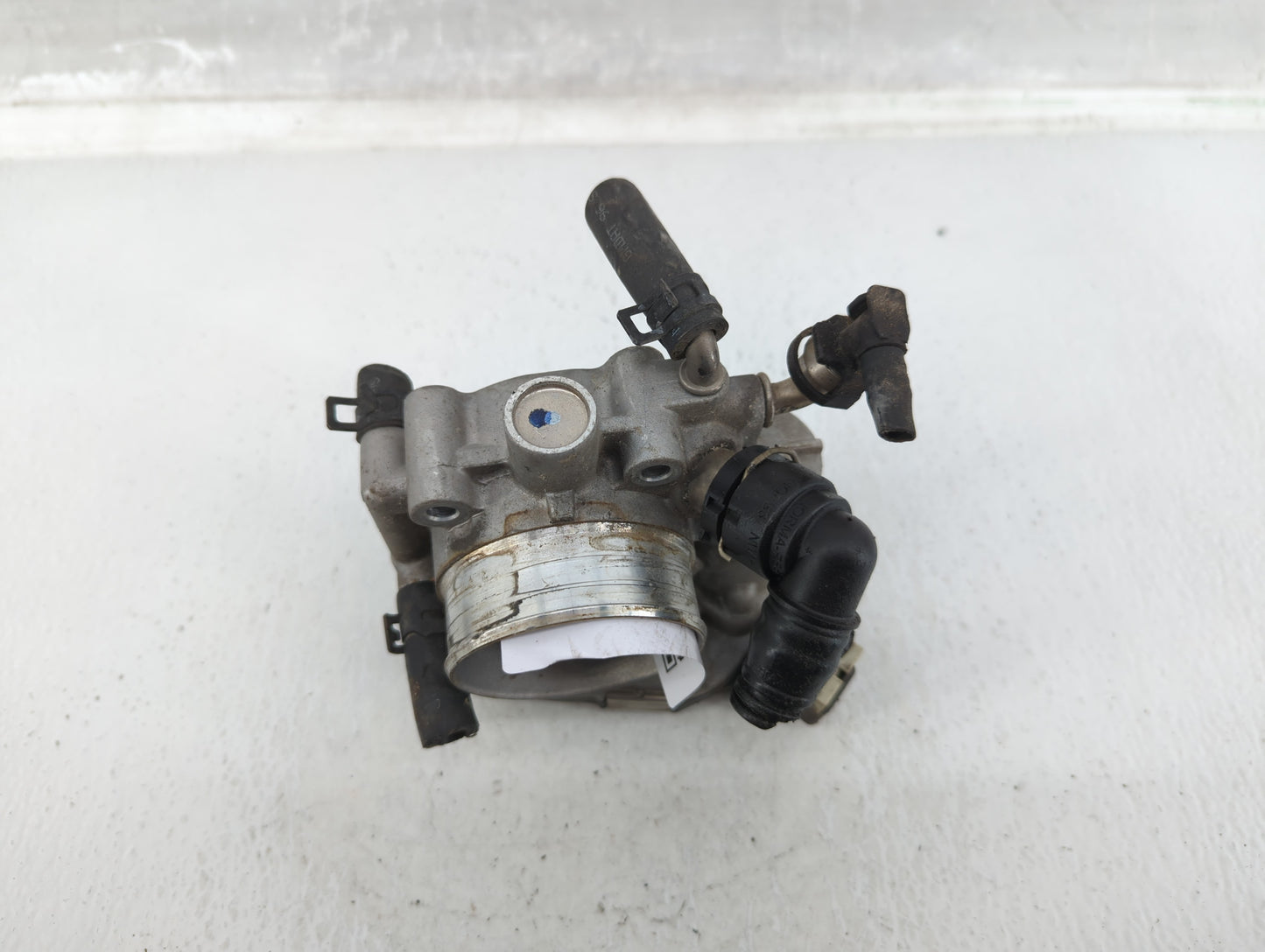 2012-2018 Chevrolet Sonic Throttle Body P/N:280 750 562 Fits Fits 2009 2010 2011 2012 2013 2014 2015 2016 2017 2018 OEM Used