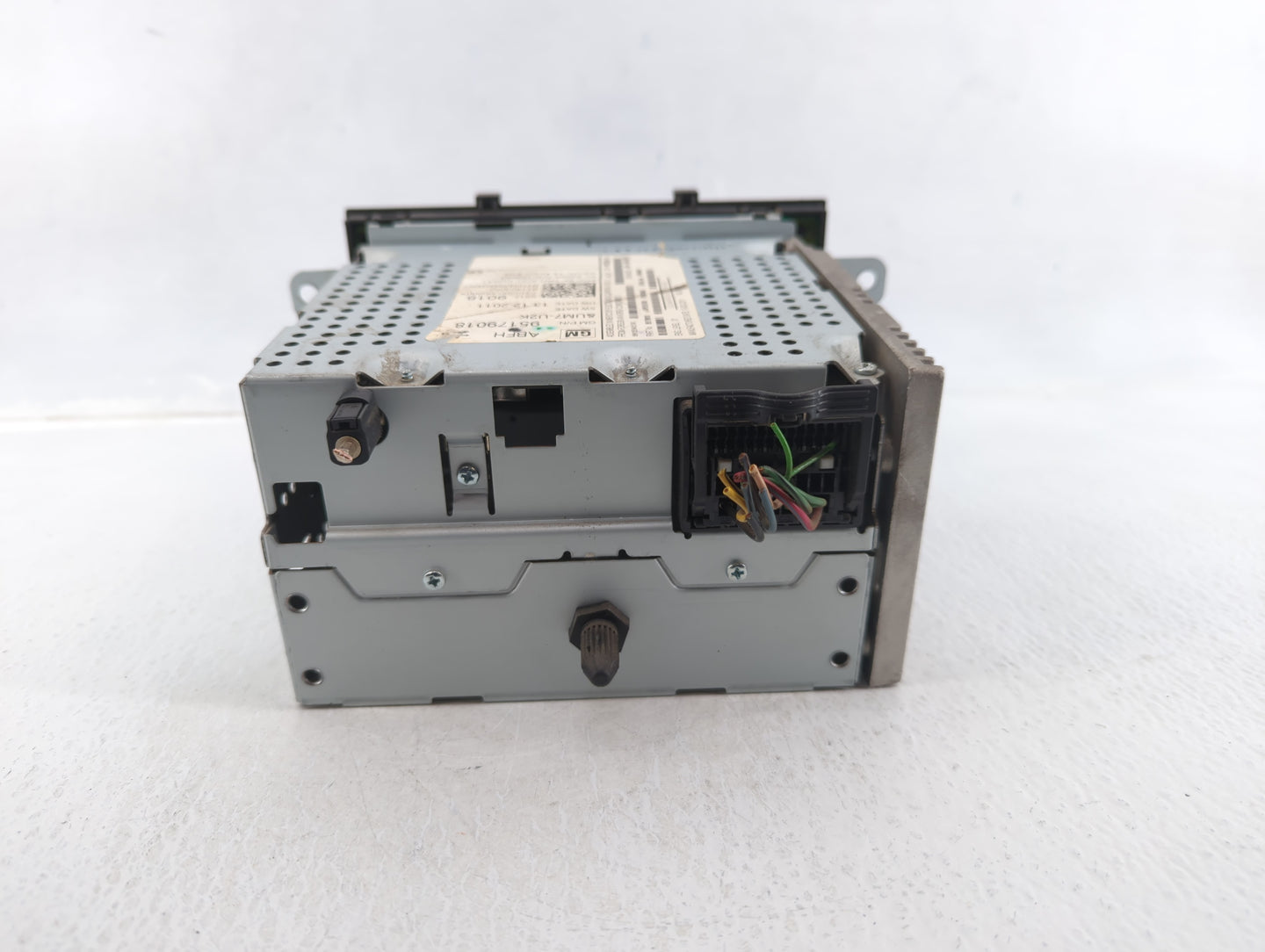 2012 Chevrolet Sonic Radio AM FM Cd Player Receiver Replacement P/N:95179018 Fits OEM Used Auto Parts - Oemusedautoparts1.co