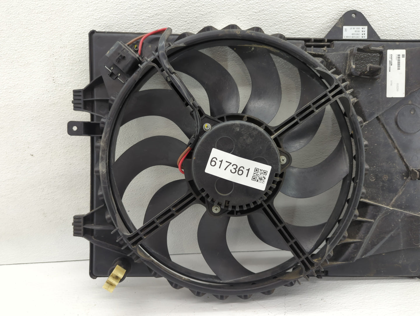 2012-2013 Chevrolet Sonic Left Radiator Fan Motor Assembly Black - Oemusedautoparts1.com
