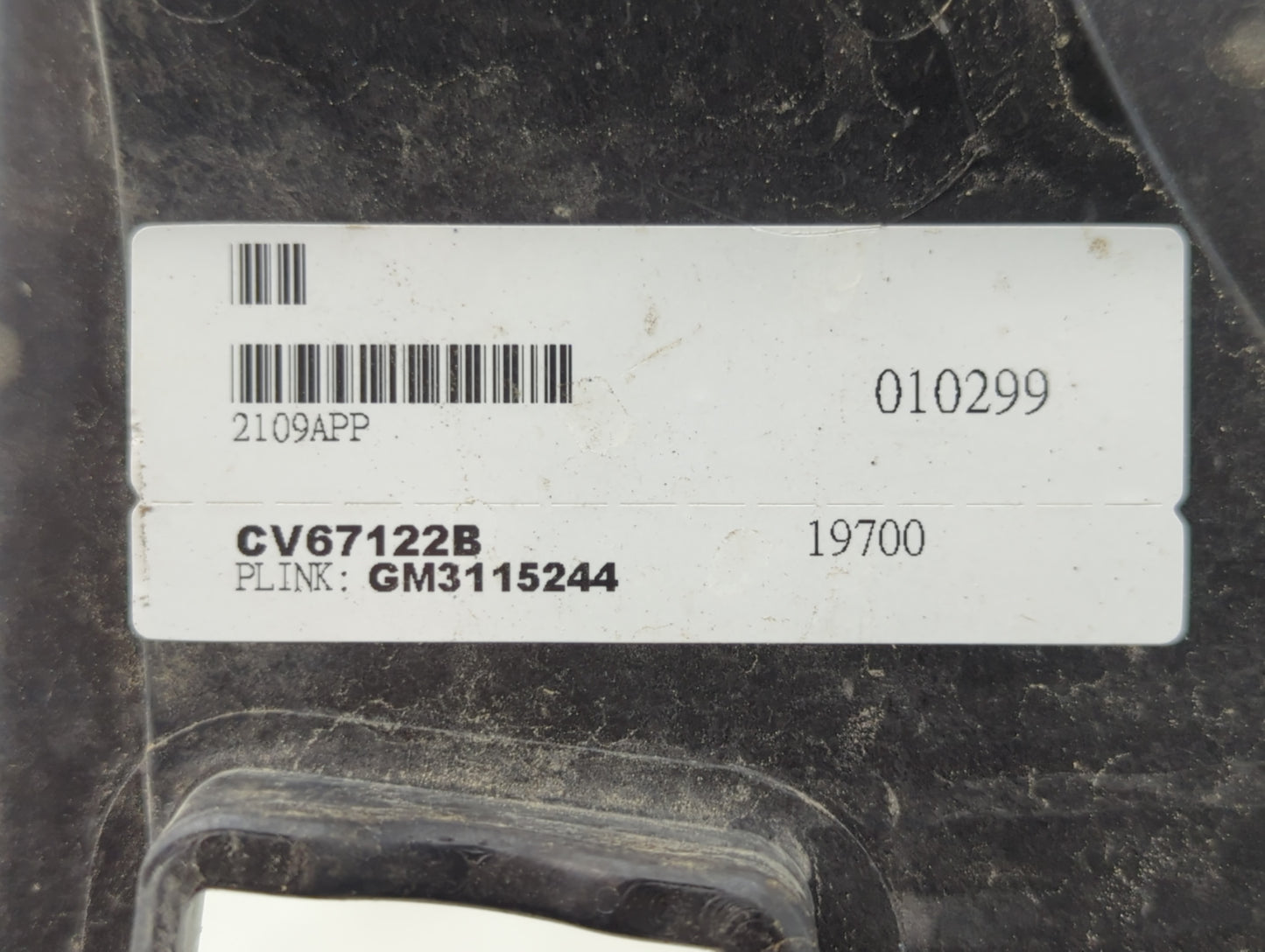 2012-2013 Chevrolet Sonic Left Radiator Fan Motor Assembly Black - Oemusedautoparts1.com