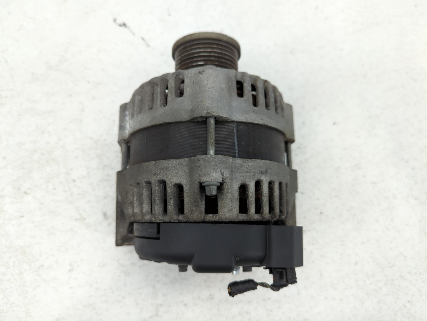 2012-2018 Chevrolet Sonic Alternator Replacement Generator Charging Assembly Engine OEM P/N:11M07 13579666 Fits OEM Used Aut