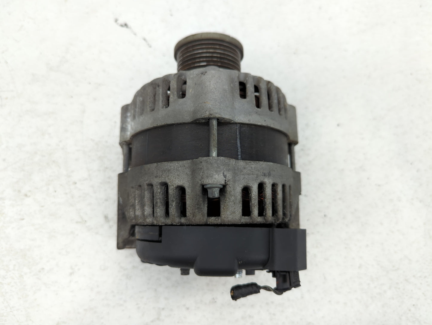 2012-2018 Chevrolet Sonic Alternator Replacement Generator Charging Assembly Engine OEM P/N:11M07 13579666 Fits OEM Used Aut