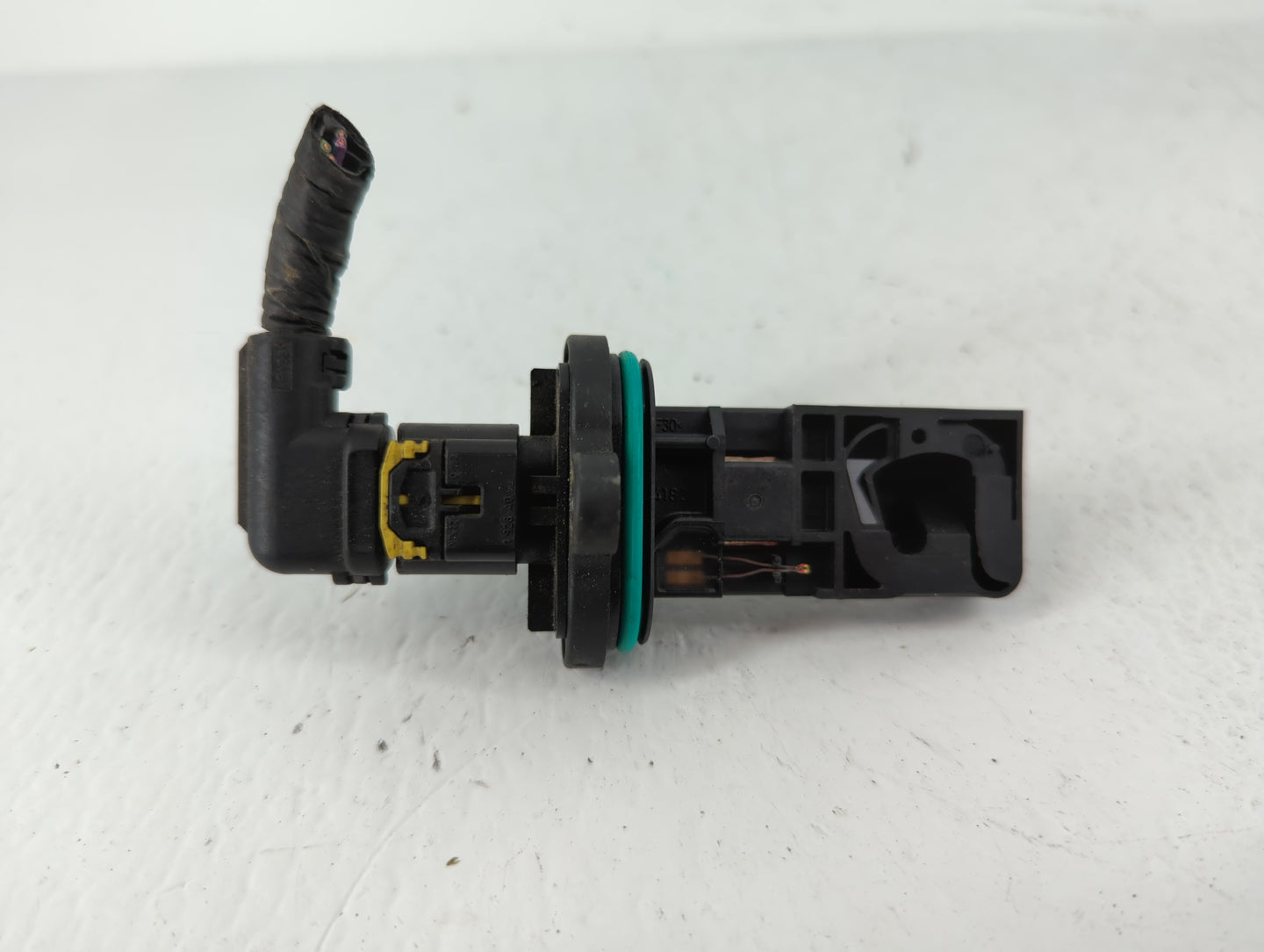 2012-2012 Chevrolet Sonic Mass Air Flow Meter Maf - Oemusedautoparts1.com