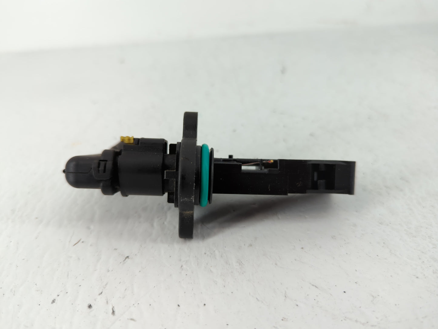 2012-2012 Chevrolet Sonic Mass Air Flow Meter Maf - Oemusedautoparts1.com