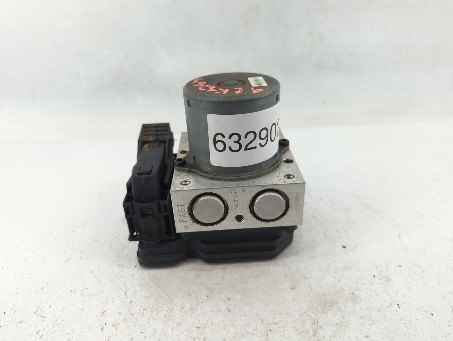 2012-2013 Chevrolet Sonic ABS Pump Control Module Replacement P/N:95173880 Fits Fits 2012 2013 OEM Used Auto Parts - Oemused