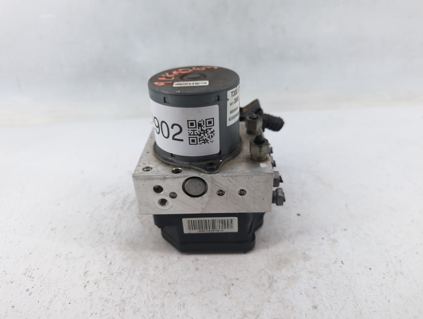 2012-2013 Chevrolet Sonic ABS Pump Control Module Replacement P/N:95173880 Fits Fits 2012 2013 OEM Used Auto Parts - Oemused