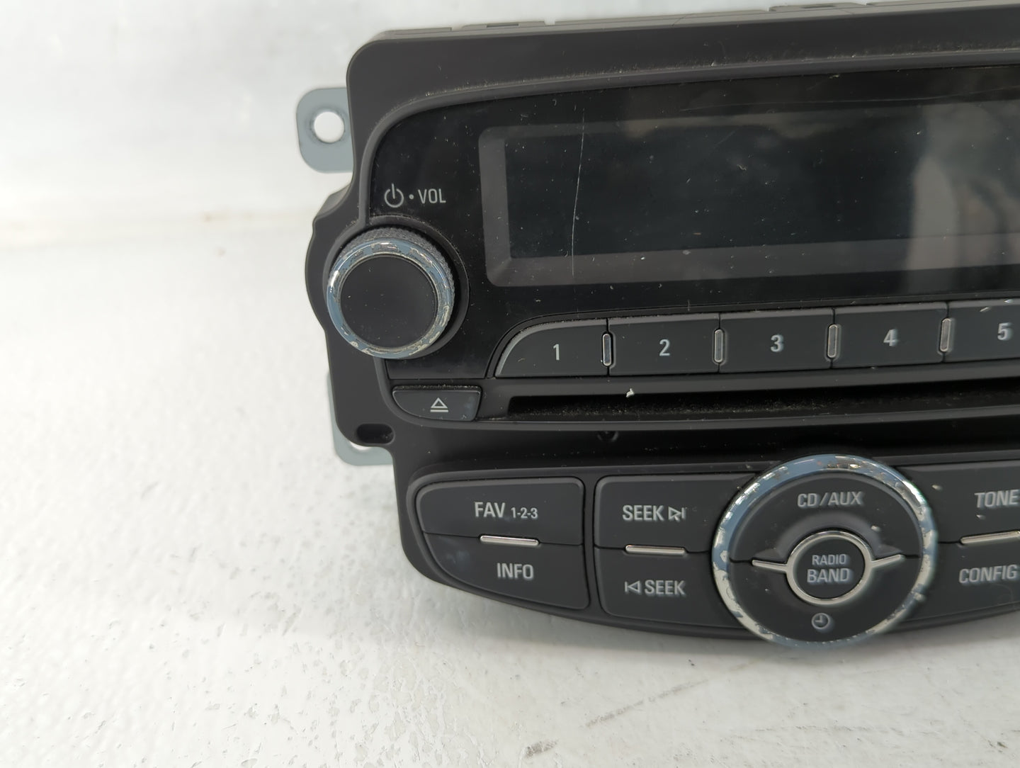 2012 Chevrolet Sonic Radio AM FM Cd Player Receiver Replacement P/N:95179057 Fits OEM Used Auto Parts - Oemusedautoparts1.co