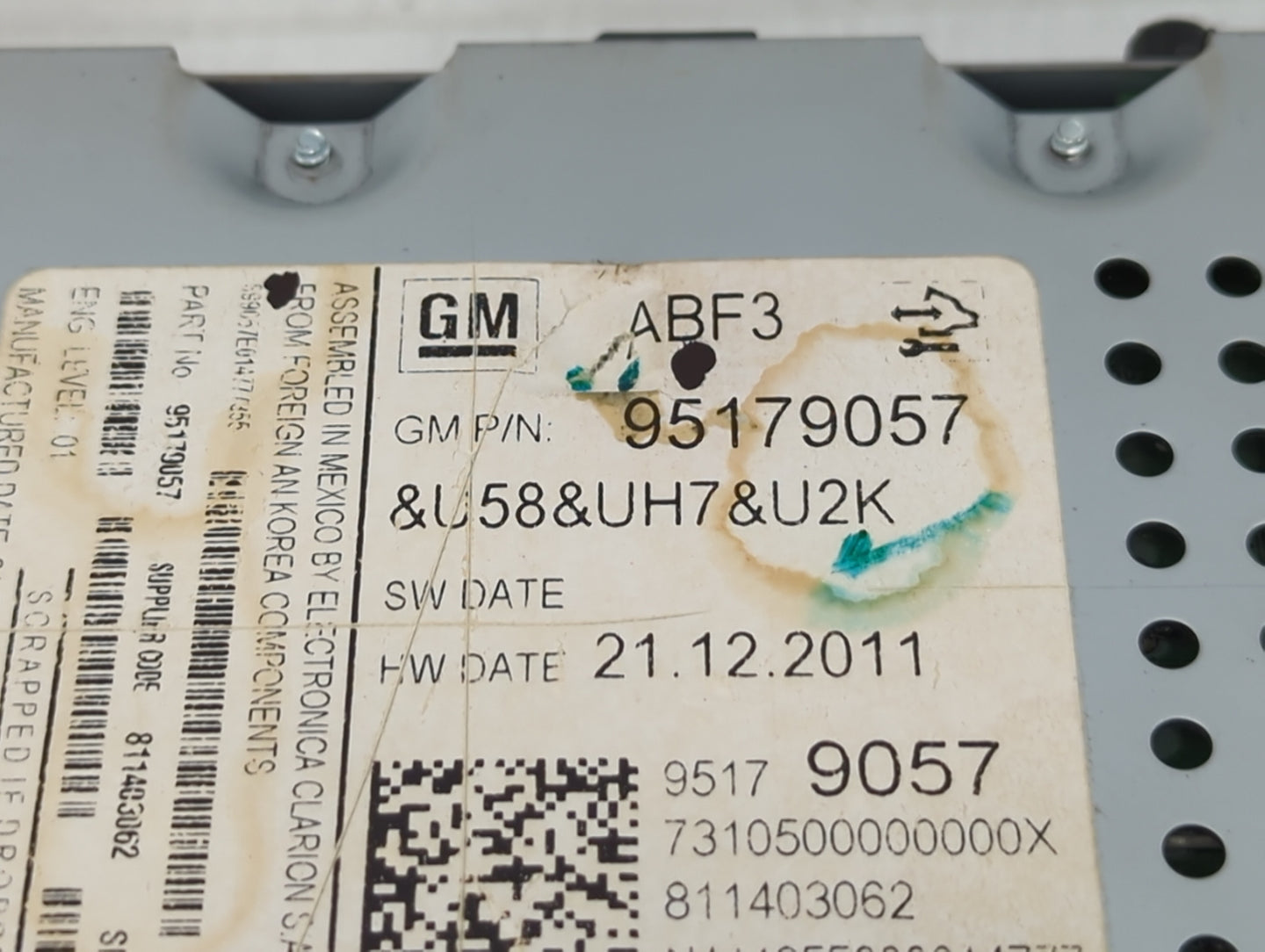 2012 Chevrolet Sonic Radio AM FM Cd Player Receiver Replacement P/N:95179057 Fits OEM Used Auto Parts - Oemusedautoparts1.co