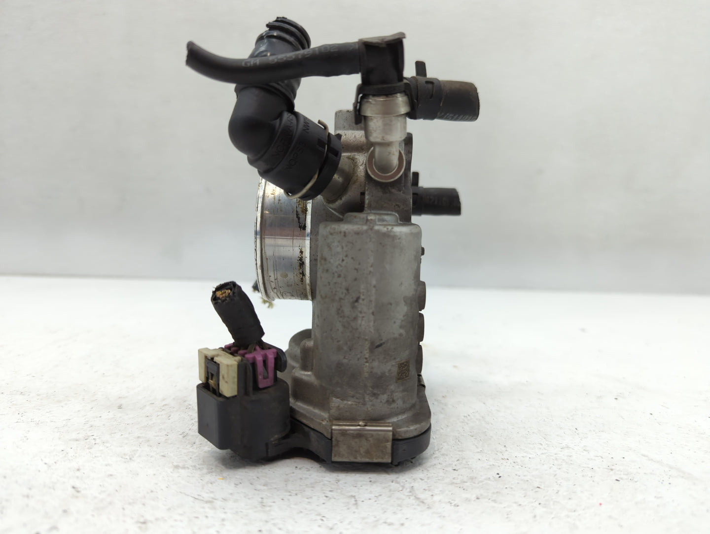 2012-2018 Chevrolet Sonic Throttle Body P/N:0 280 750 562 55 577 375 Fits Fits 2009 2010 2011 2012 2013 2014 2015 2016 2017 