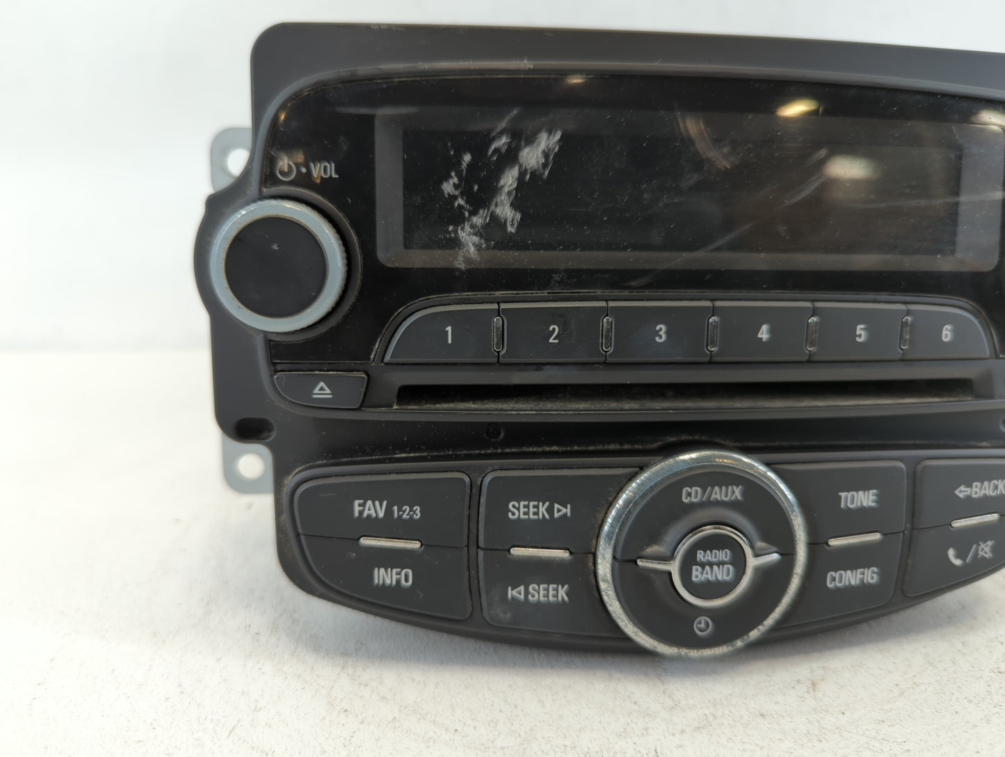 2012-2012 Chevrolet Sonic Am Fm Cd Player Radio Receiver - Oemusedautoparts1.com
