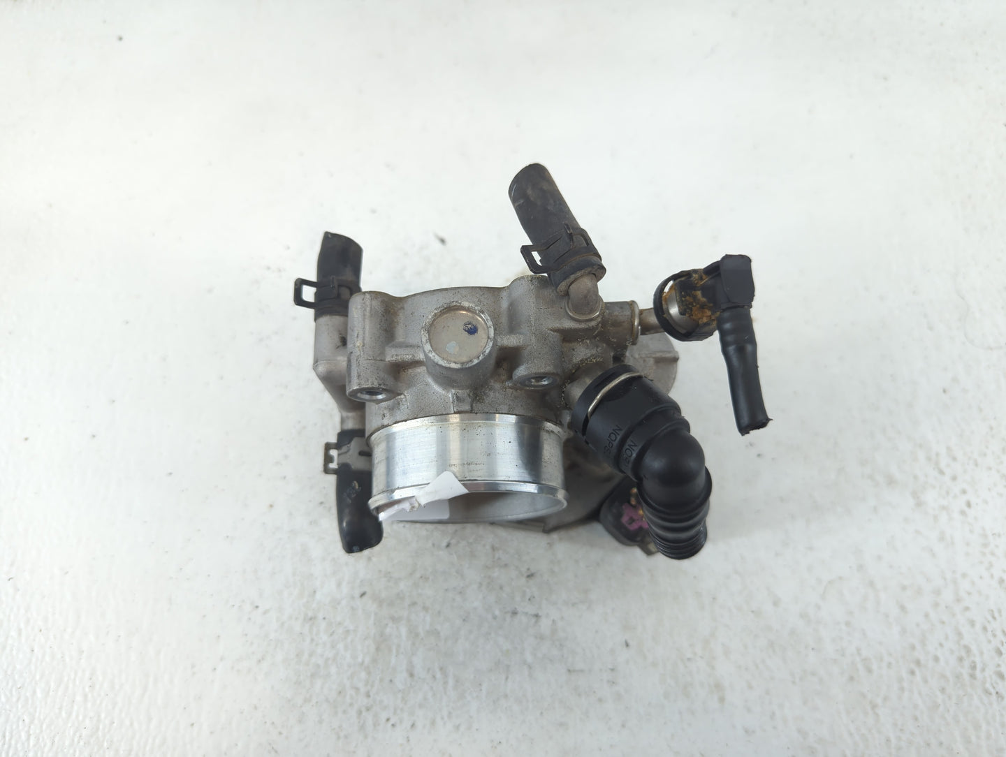 2012-2018 Chevrolet Sonic Throttle Body P/N:0 280 750 562 55 577 357 Fits Fits 2009 2010 2011 2012 2013 2014 2015 2016 2017 