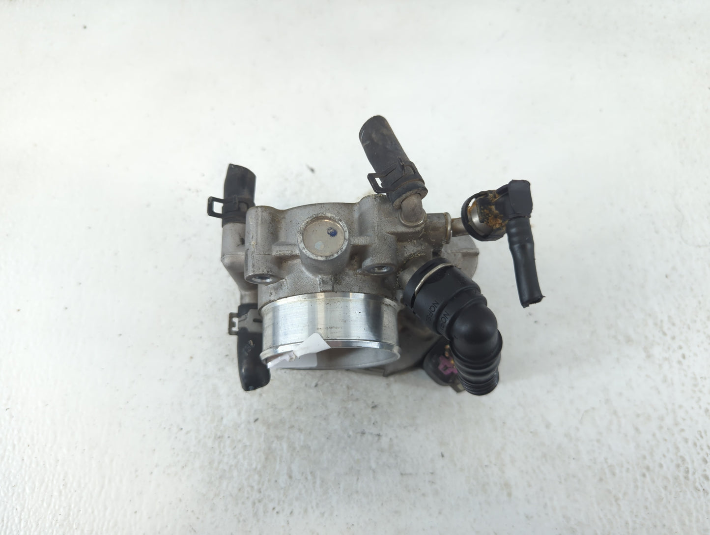 2012-2018 Chevrolet Sonic Throttle Body P/N:0 280 750 562 55 577 357 Fits Fits 2009 2010 2011 2012 2013 2014 2015 2016 2017 