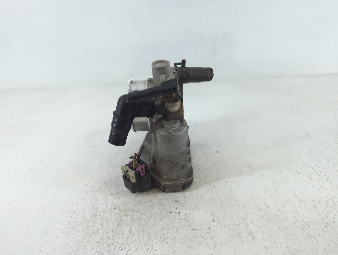 2012-2018 Chevrolet Sonic Throttle Body P/N:0 280 750 562 55 577 357 Fits Fits 2009 2010 2011 2012 2013 2014 2015 2016 2017 
