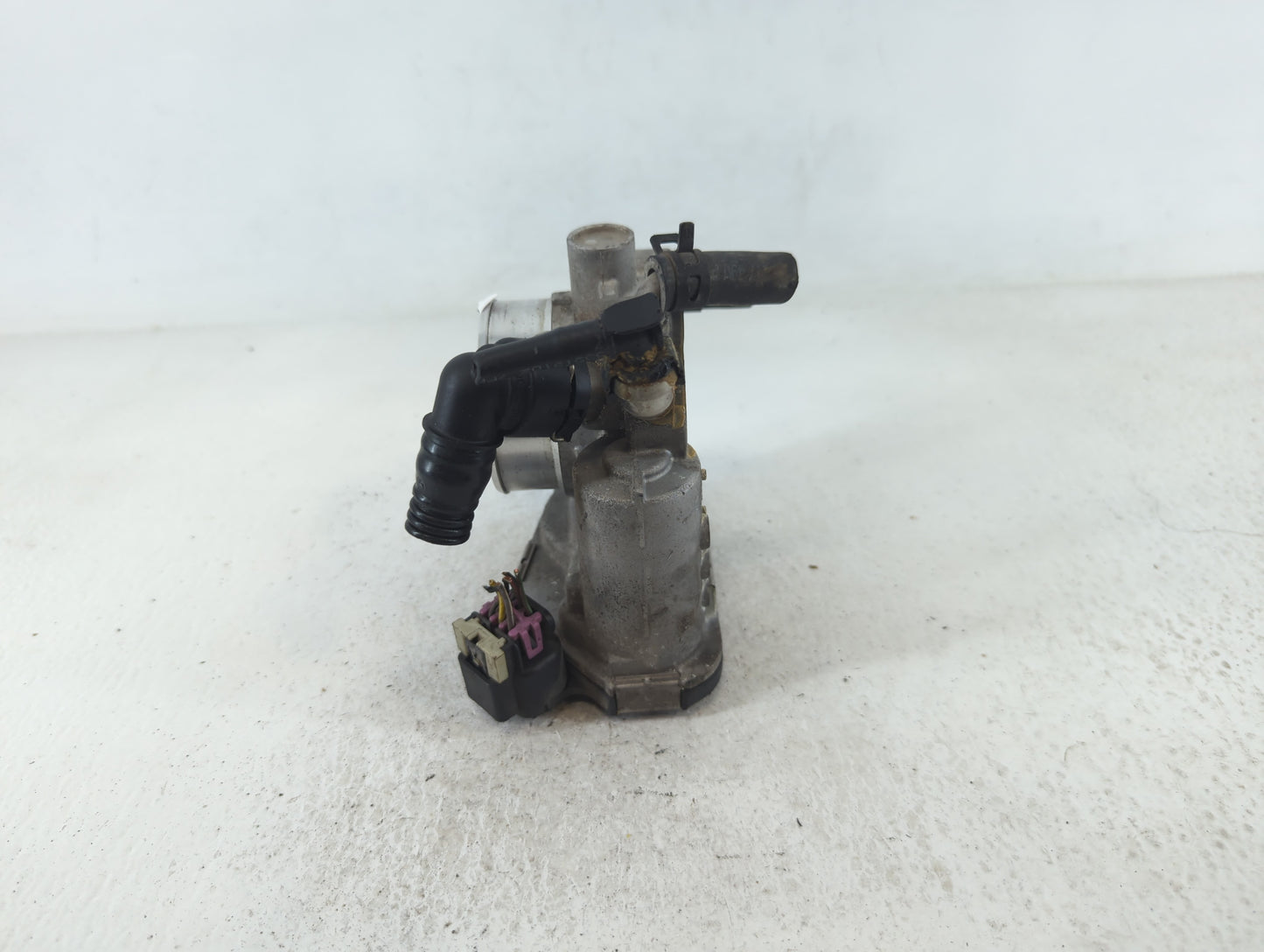 2012-2018 Chevrolet Sonic Throttle Body P/N:0 280 750 562 55 577 357 Fits Fits 2009 2010 2011 2012 2013 2014 2015 2016 2017 