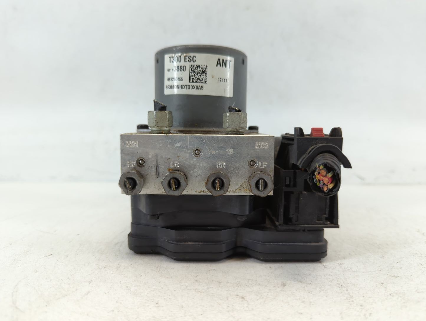 2012-2013 Chevrolet Sonic ABS Pump Control Module Replacement P/N:95173880 T300 ESC Fits Fits 2012 2013 OEM Used Auto Parts 